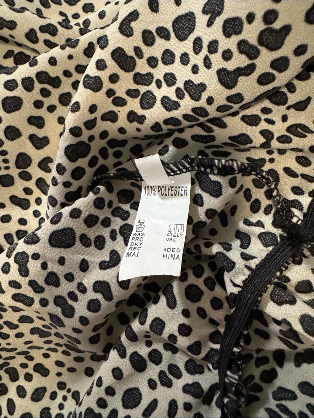 Francesca's Collections Beige and Black Leopard Print Open-Back Romper, M - Picture 12 of 13
